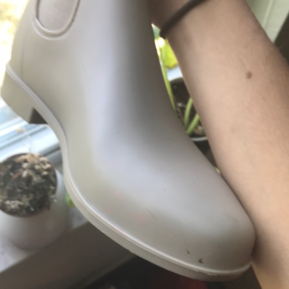 Rain boots